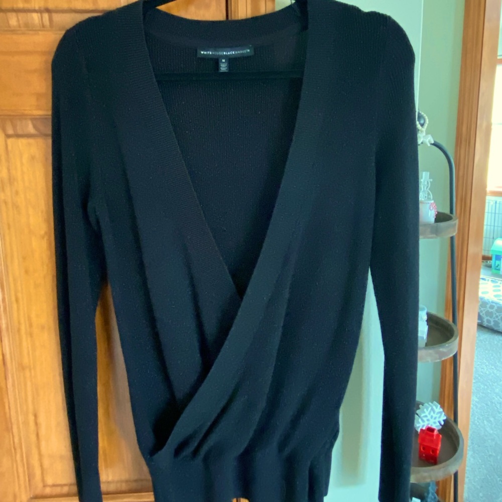White House Black Market Women’s Medium sparkly sweater